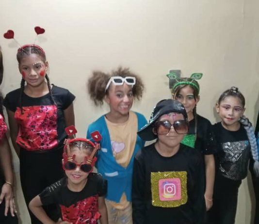 «Azul en Escena», la Agrupación Teatral Neurodivergente que rompe esquemas en el teatro La Agrupación Teatral Neurodivergente Azul en Escena