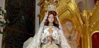 Devotos a la Virgen del Valle