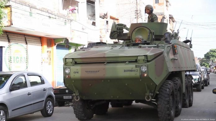 42651679_906 Megaoperativo de seguridad en las favelas