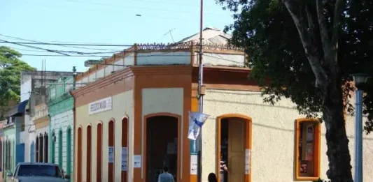 Carupano-casco histórico-un silbido