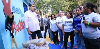 Presidente Nicolás Maduro ordena precios justos en el cemento nacional