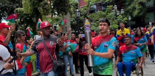 Ayacucho-Lima 2025: Atletas venezolanos encienden fuego patrio