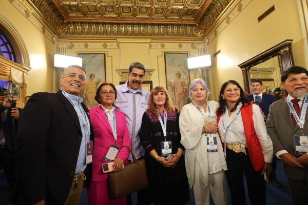 importante encuentro de parlamentarios