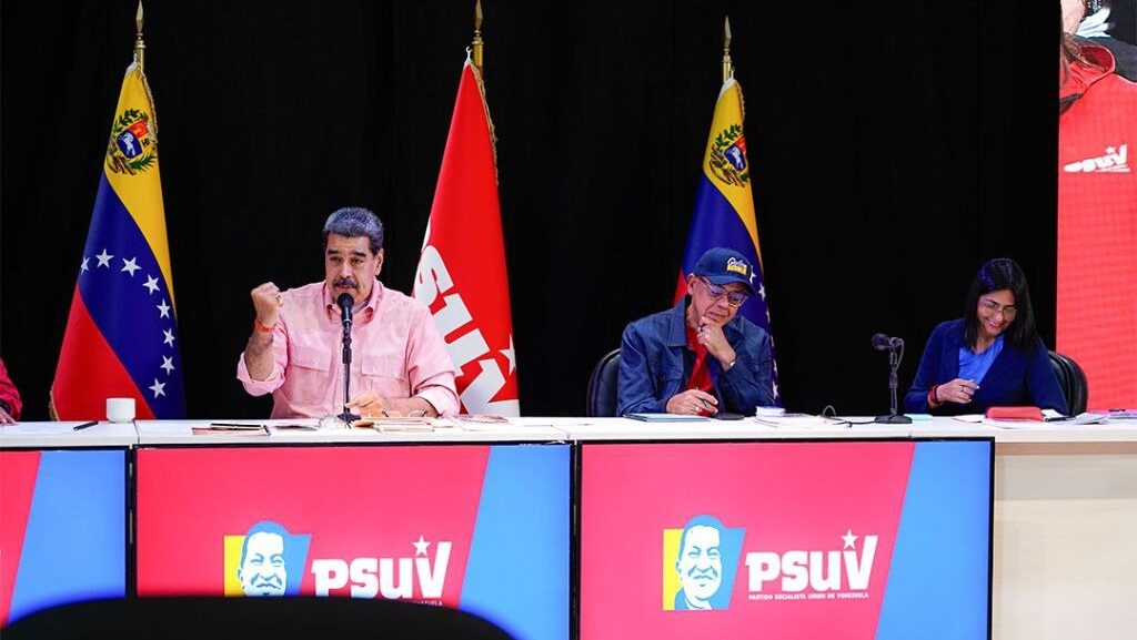 Presidente Maduro: “Qué nos importa lo que diga el imperio norteamericano” Presidente Maduro: “Qué nos importa lo que diga el imperio norteamericano”