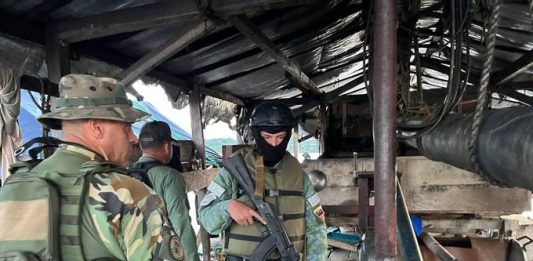 Dos balsas utilizadas