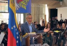 450 obras