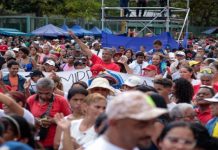 Pueblo venezolano se moviliza para juramentar Comandos de Comunidades Bolivarianos Integrales Pueblo venezolano se moviliza para juramentar Comandos de Comunidades Bolivarianos Integrales