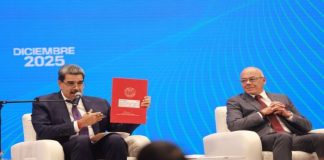 Maduro firma Decreto para Protocolo Unificado de Exportaciones No Petroleras