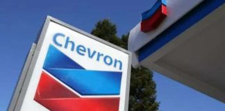 Pese a advertencia de EEUU Chevron envía personal a Venezuela