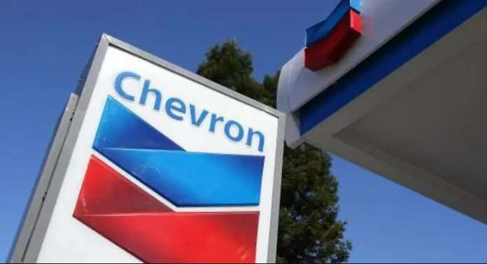 Pese a advertencia de EEUU Chevron envía personal a Venezuela Pese a advertencia de EEUU Chevron envía personal a Venezuela