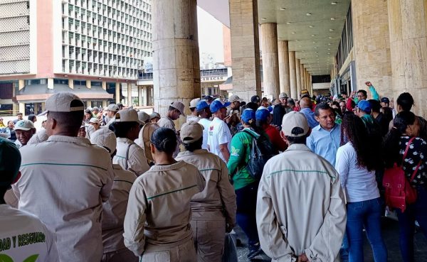 196 delegados y delegadas 