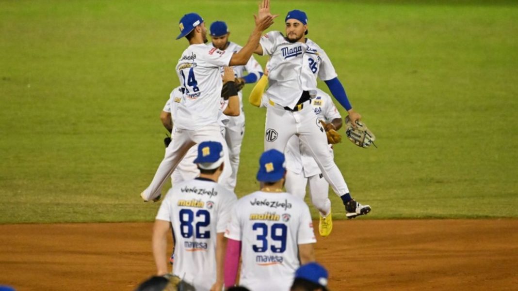 Magallanes derrota a los Tigres en Valencia