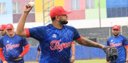 Tigres de Aragua lanzadores