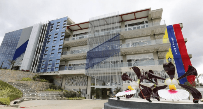 Pdte. Maduro celebró el 1º aniversario de la Universidad de las Ciencias Dr. Humberto Fernández-Morán