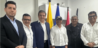 Maduro saluda reunión de opositores venezolanos con Petro