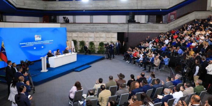 Pdta. (E) Delcy Rodríguez lidera reunión del poder político Pdta. (E) Delcy Rodríguez lidera reunión del poder político