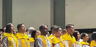 médicos especialistas