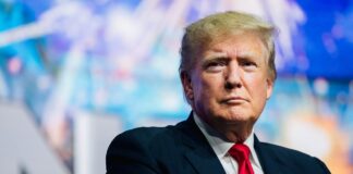 Trump flota masiva Irán