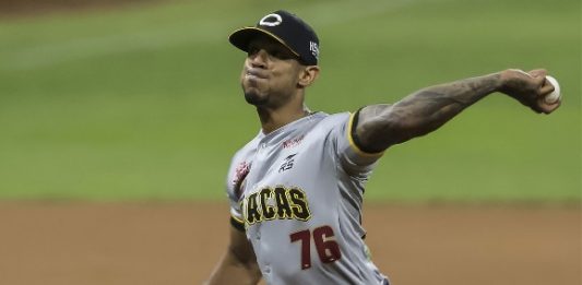 peloteros del Caracas se unen al Magallanes