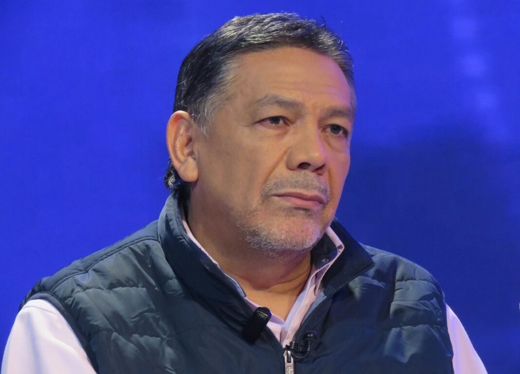 Diputado Castillo-A pulso-VTV 5b-fondos-estabilizar la economía