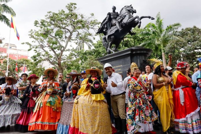 Cultores se declaran en sesión permanente de creación