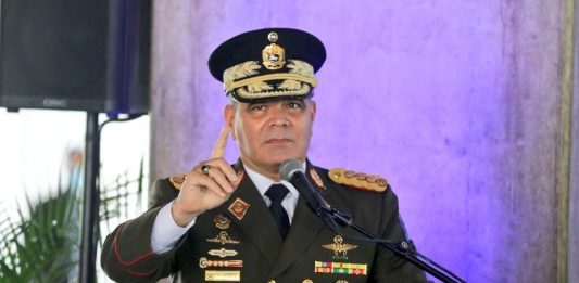 Ministro Padrino López: “Nos atacaron, pero la patria está de pie”