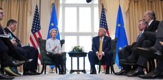 Unión Europea suspende acuerdo comercial con EEUU