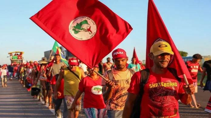 MST de Brasil convoca a movilizaciones en apoyo Venezuela