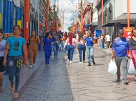 Valencianos rechazan pretensiones de Trump sobre el petróleo venezolano Valencia en la Calle