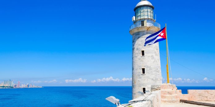 Donald Trump amenaza a Cuba con entrar y destrozar el lugar