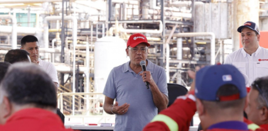 gota de petróleo bienestar social