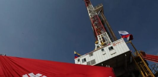 Negociación de PDVSA y EEUU un millón 500 mil barriles diarios