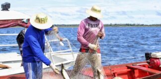 Familiares de pescadores asesinados