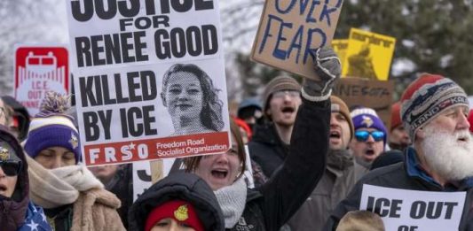 Rechazo al ICE se duplicó tras asesinato en Minneapolis