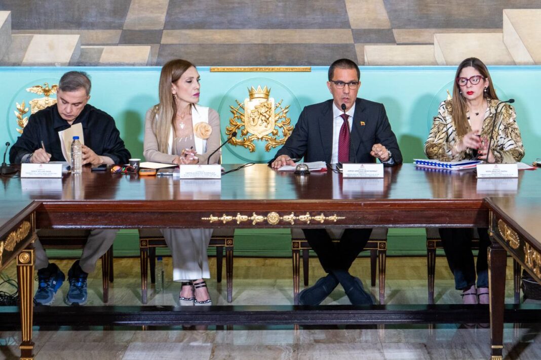 Poderes Públicos fortalecen Proyecto de Ley de Amnistía Poderes Públicos fortalecen Proyecto de Ley de Amnistía