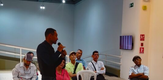 Carlos Cepeda taller Filven