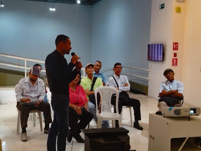 Carlos Cepeda taller Filven