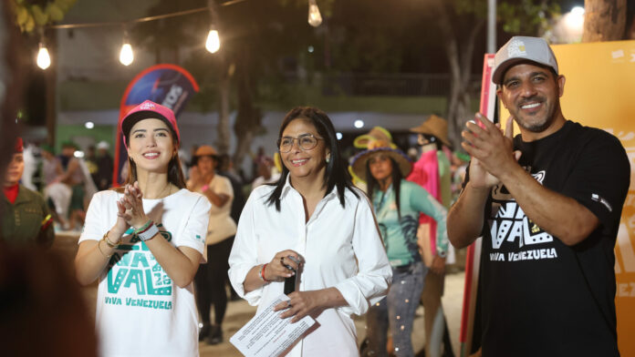 El turismo es un motor vital para la economía y la paz durante los Carnavales 2026 El turismo impulsa la economía