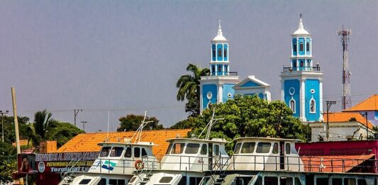 Los Puertos de Altagracia