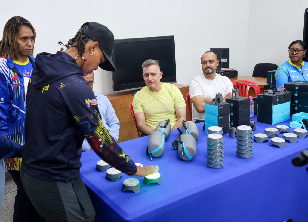 IND recibe dotación tecnológica para mejorar evaluación de atletas venezolanos IND recibe dotación tecnológica para mejorar evaluación de atletas venezolanos