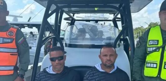 Tres sujetos detenidos