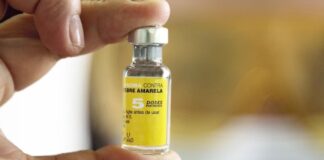 Vacunación contra la fiebre amarilla