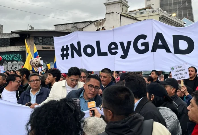 ecuador-pueblo-rechaza-reforma
