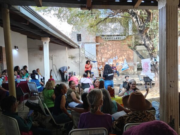 “Tendedero de Memorias” reunió a las mujeres en un espacio de arte y reflexión