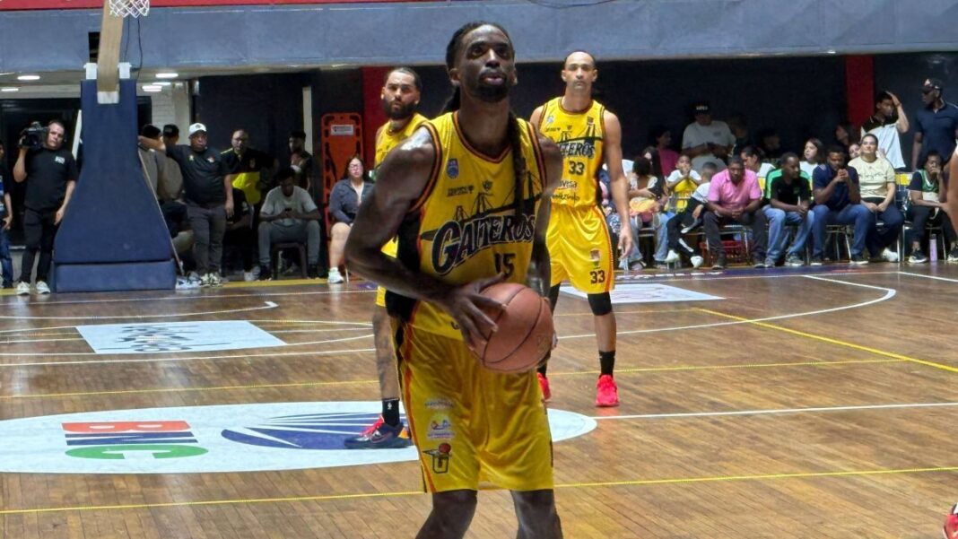 Superliga: Gaiteros vence a Guaiqueríes 88-84 y extiende su imbatibilidad