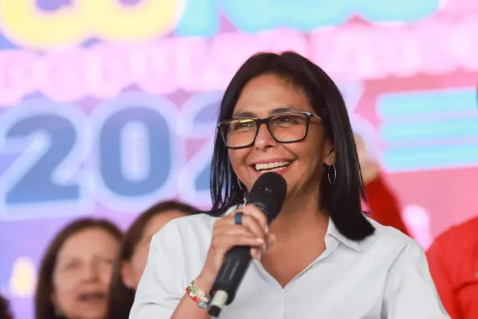 presidenta-delcy-agua