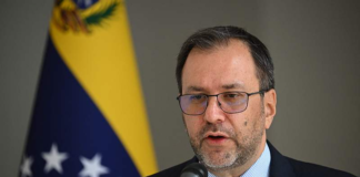 yvan-gil-venezuela-autodeterminacion