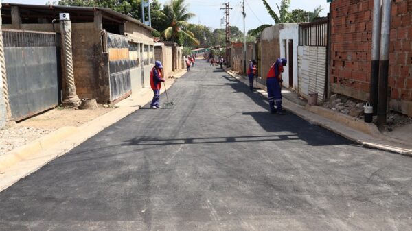 Valencia: Plan de Servicios beneficia a comuna "Guerreros y Guerreras de Guaicaipuro”