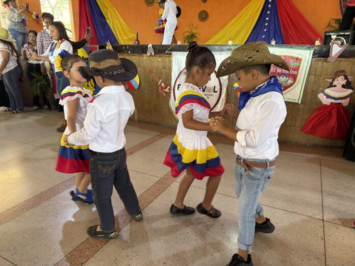 Enseñando el Joropo en las escuelas