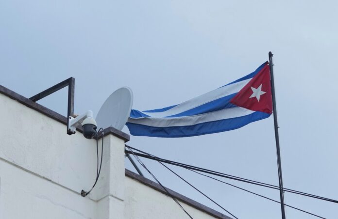 Cuba reacciona a expulsión del personal de su Embajada en Ecuador Cuba reacciona a expulsión del personal de su Embajada en Ecuador